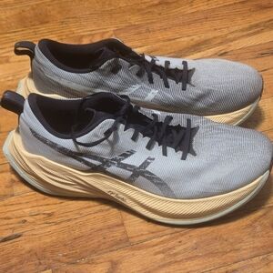 Ascics Superblast 1 Peach Green Men's Running Shoe Size 12 US Sneaker 1013A127